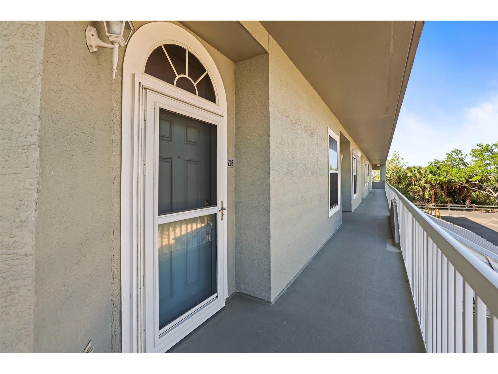 5 Island Park Place #206 Dunedin FL 34698 - INTRACOASTAL WATERWAY TB8486287 image2