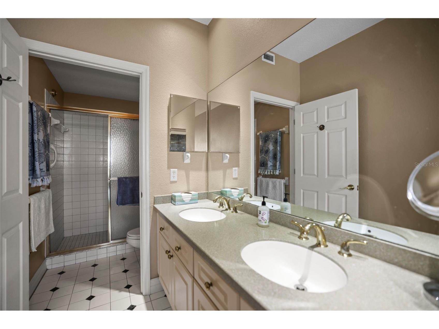 5 Island Park Place #206 Dunedin FL 34698 - INTRACOASTAL WATERWAY TB8486287 image28