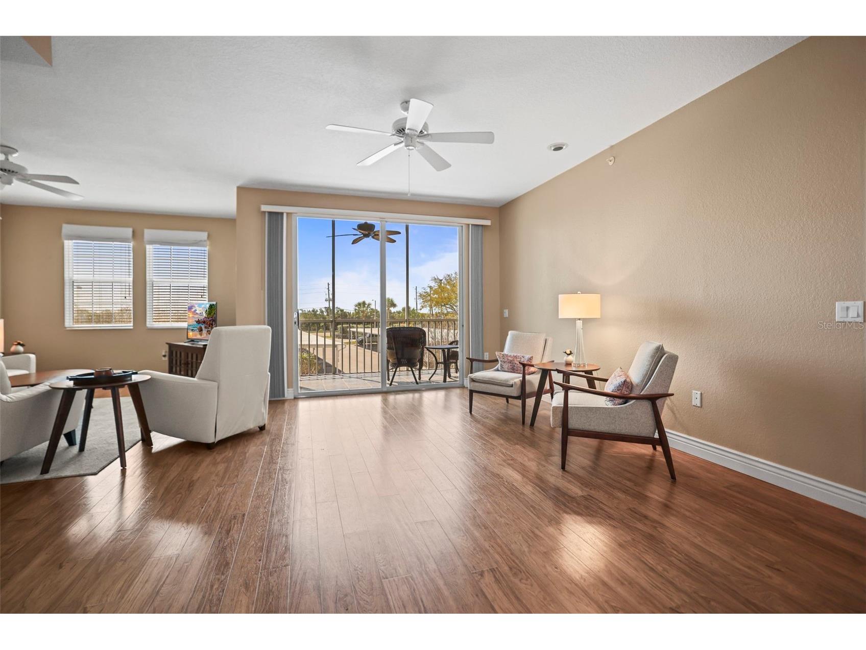 5 Island Park Place #206 Dunedin FL 34698 - INTRACOASTAL WATERWAY TB8486287 image3