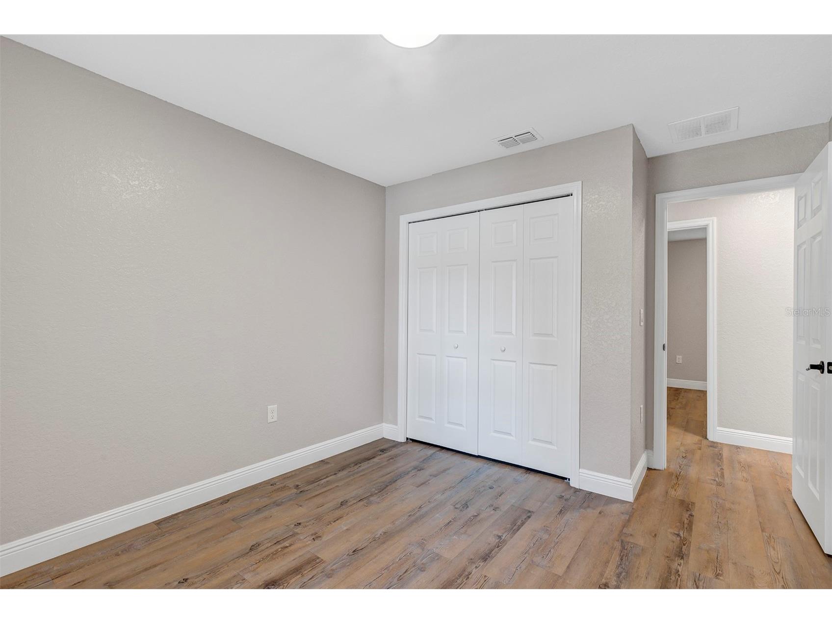 5 Locust Radial Circle Ocala FL 34472 O6407328 image22