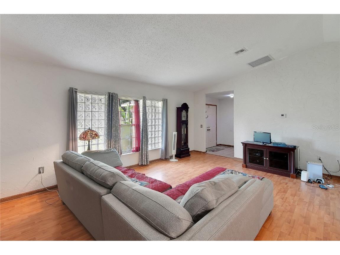 5 Magnolia Lane Yalaha FL 34797 - LAKE HARRIS - CHAIN OF LAKES G5101680 image6