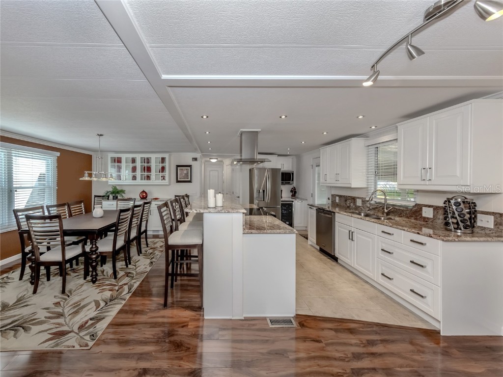 5 N Esplanade Street Englewood FL 34223 N6141207 image17