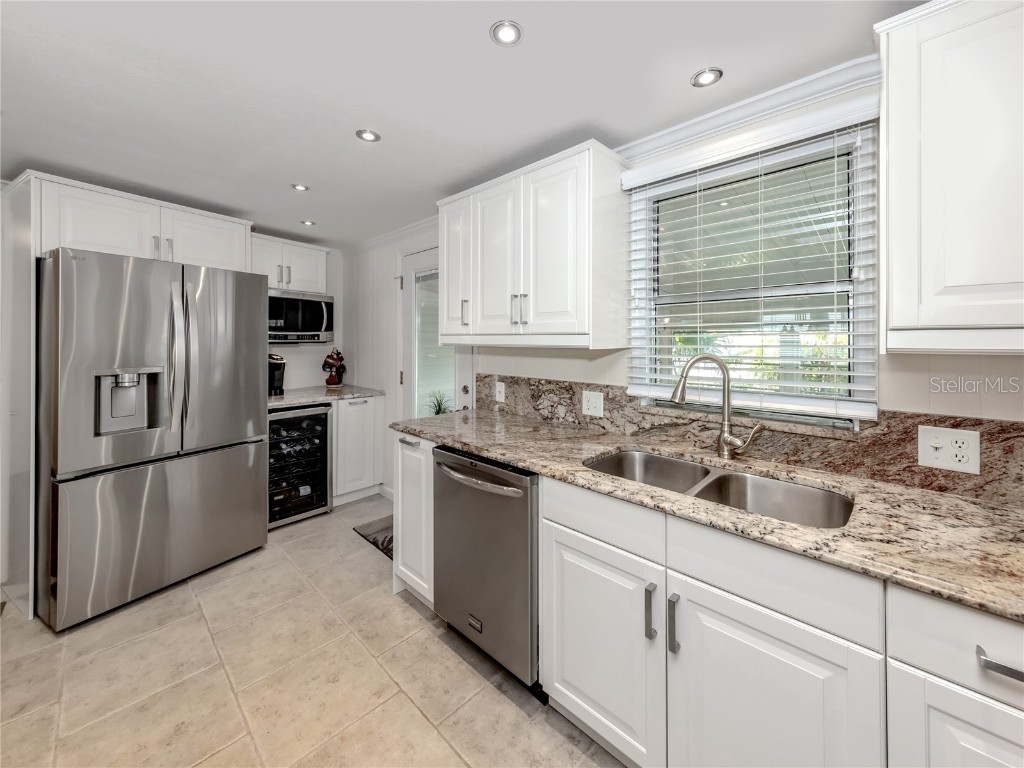 5 N Esplanade Street Englewood FL 34223 N6141207 image9