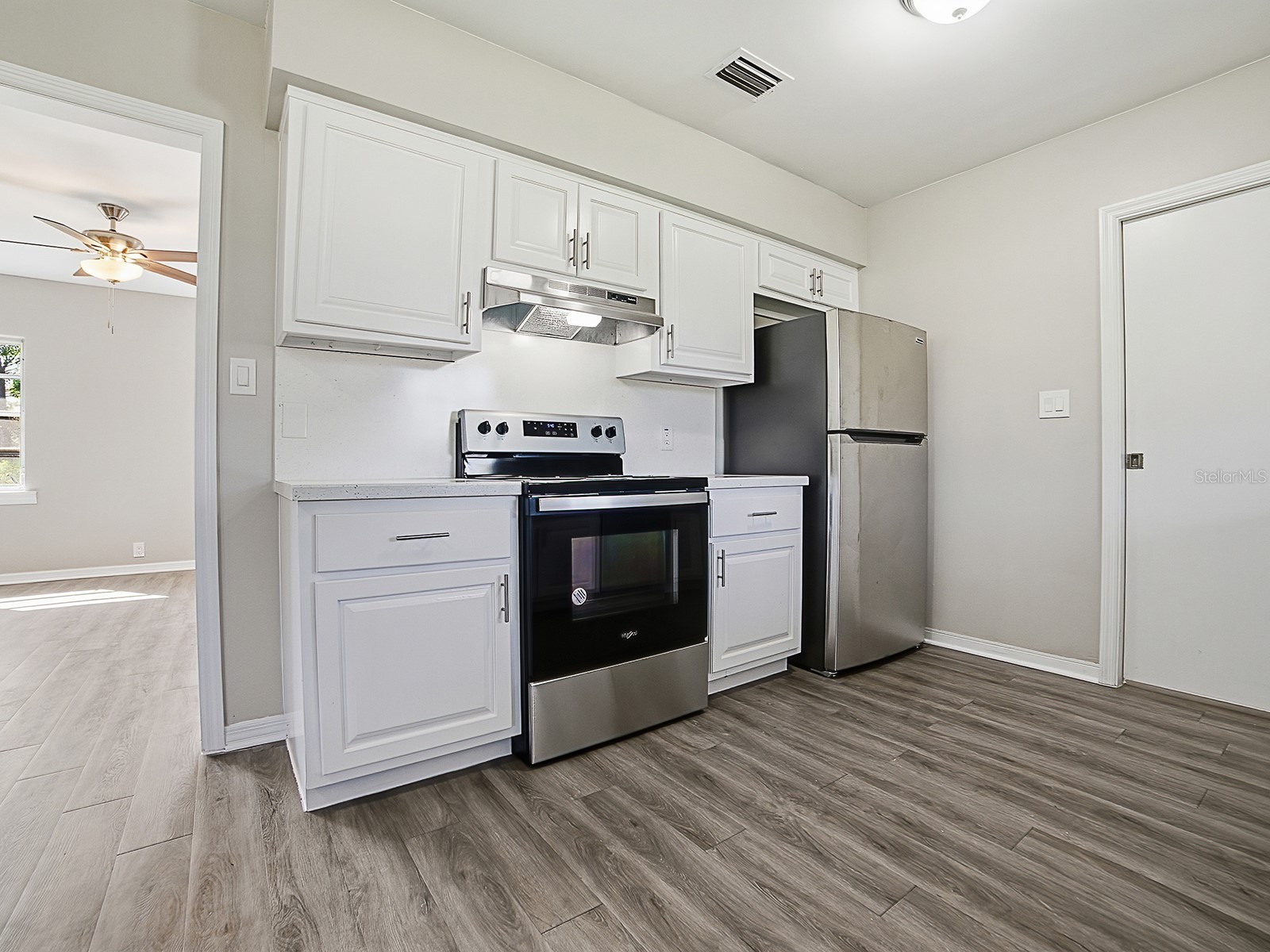 5 Oak Street Yalaha FL 34797 - LAKE HARRIS G5109927 image8