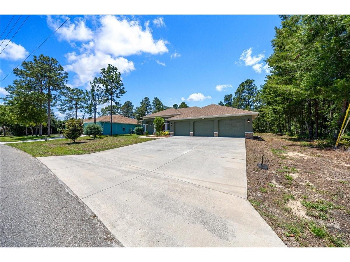 5 Saintpaulia Street Homosassa FL 34446 OM724634 image2