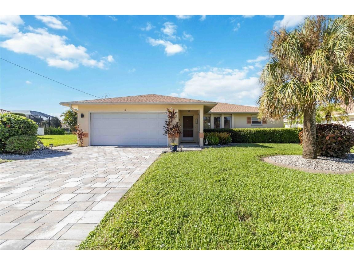 5 Sportsman Court Rotonda West FL 33947 D6143798 image1