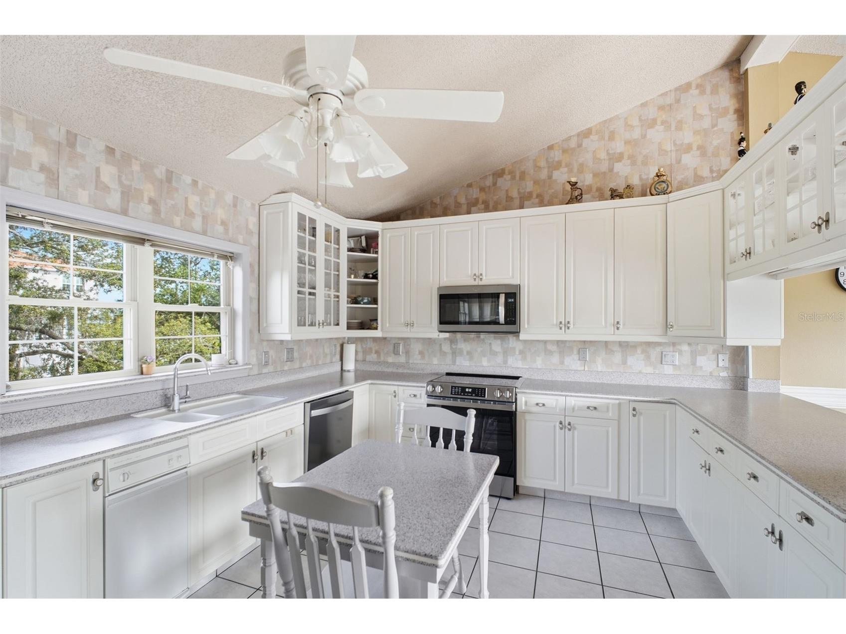5 Venetian Court Tarpon Springs FL 34689 - MINETTA BAYOU TB8525838 image23