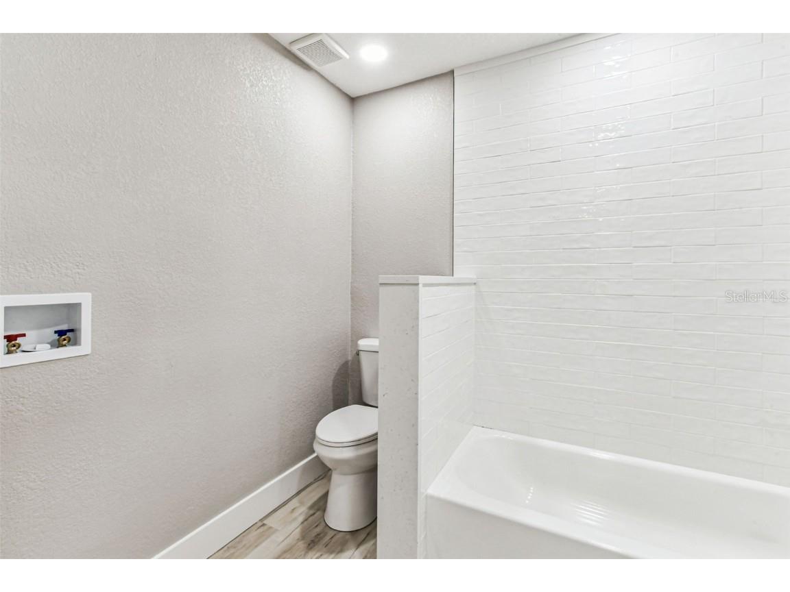 5 W Spanish Main Street Tampa FL 33609 TB8438156 image42