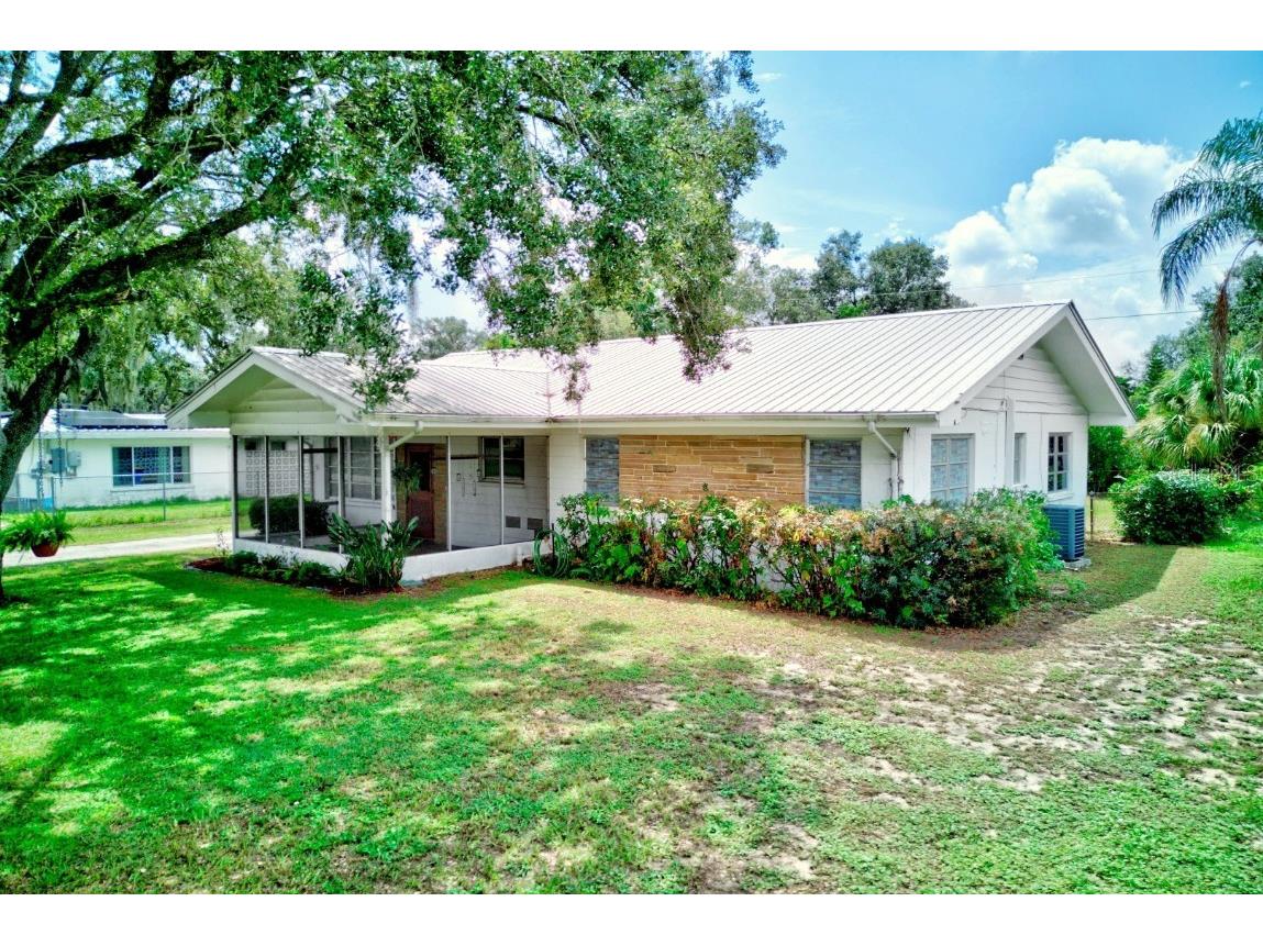 5 W Wolf Street Avon Park FL 33825 L4955718 image1