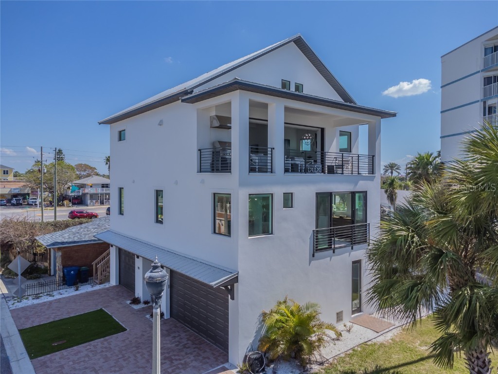 50 181st Avenue W Redington Shores FL 33708 - GULF OF MEXICO U8153580 image1