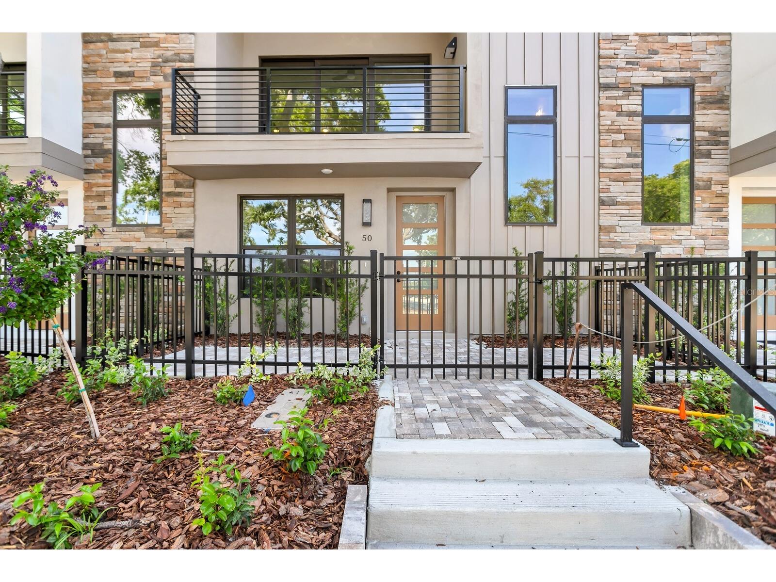 50 64th Street S Saint Petersburg FL 33707 TB8475683 image3
