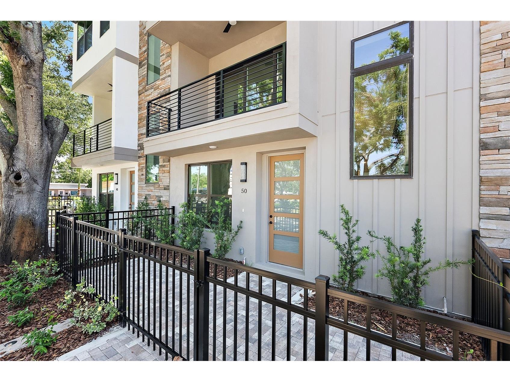 50 64th Street S Saint Petersburg FL 33707 TB8475683 image4