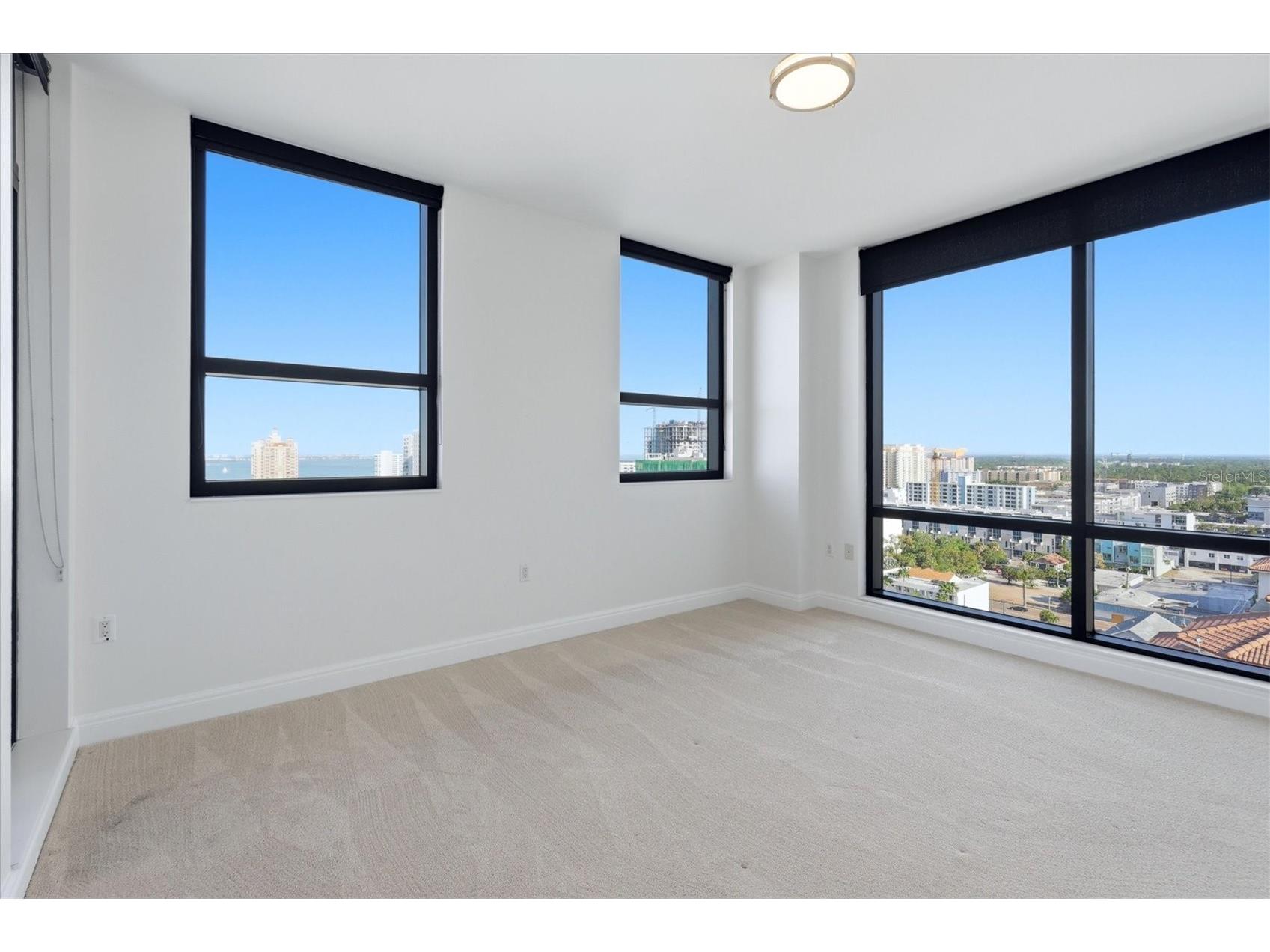 50 Central Ave #16-C Sarasota FL 34236 A4689102 image16