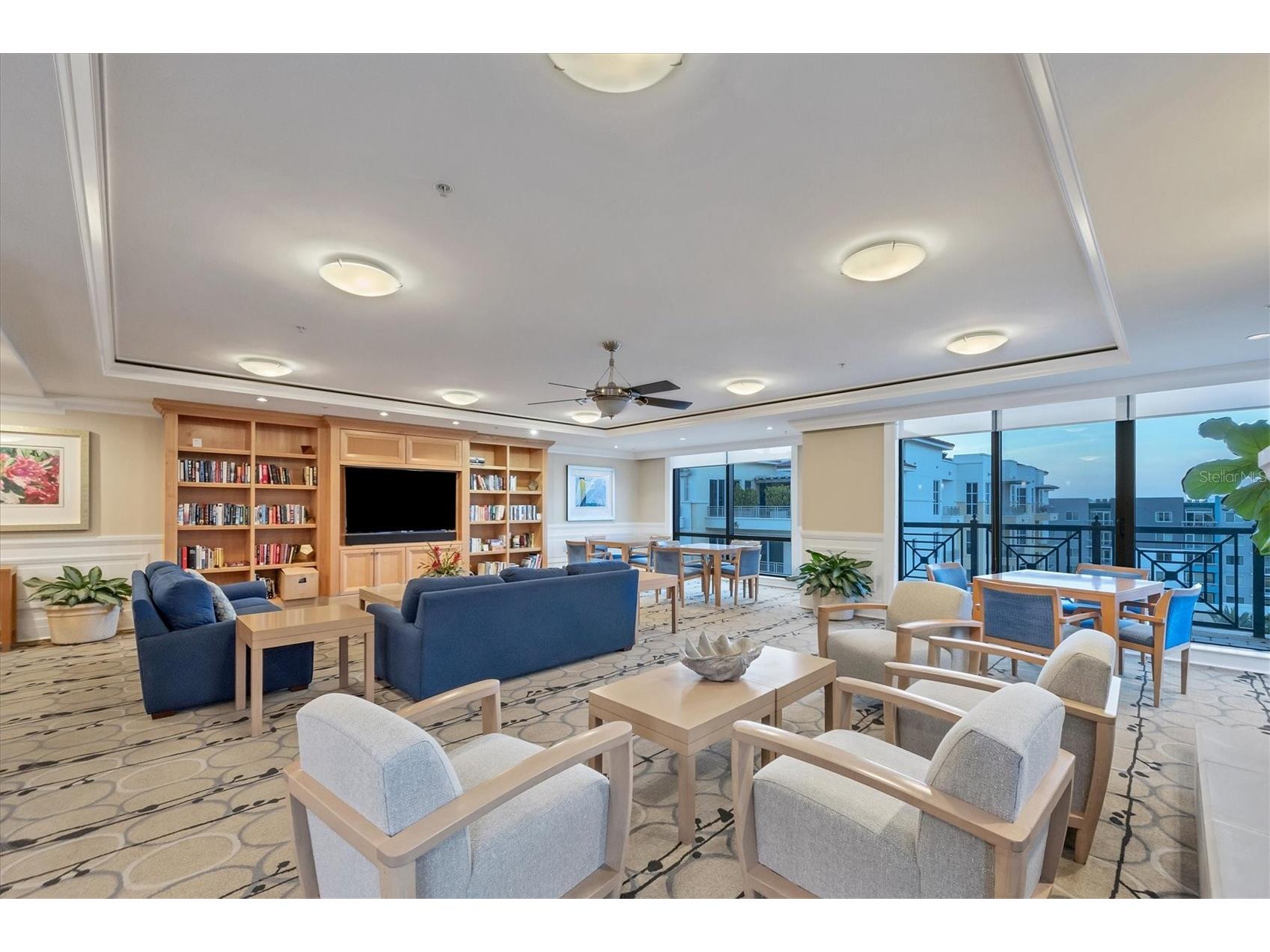 50 Central Ave #16-C Sarasota FL 34236 A4689102 image43
