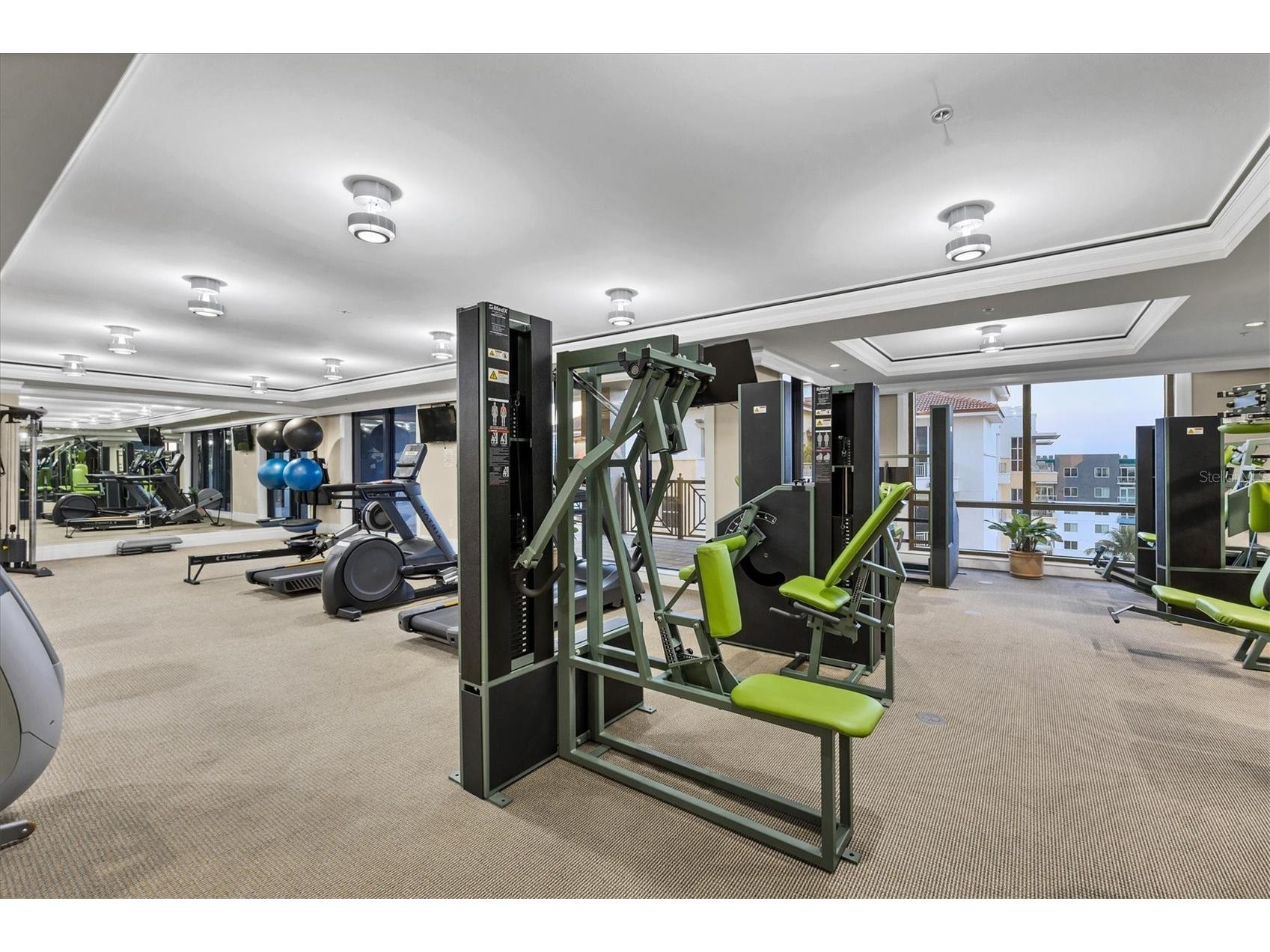 50 Central Ave #16-C Sarasota FL 34236 A4689102 image45