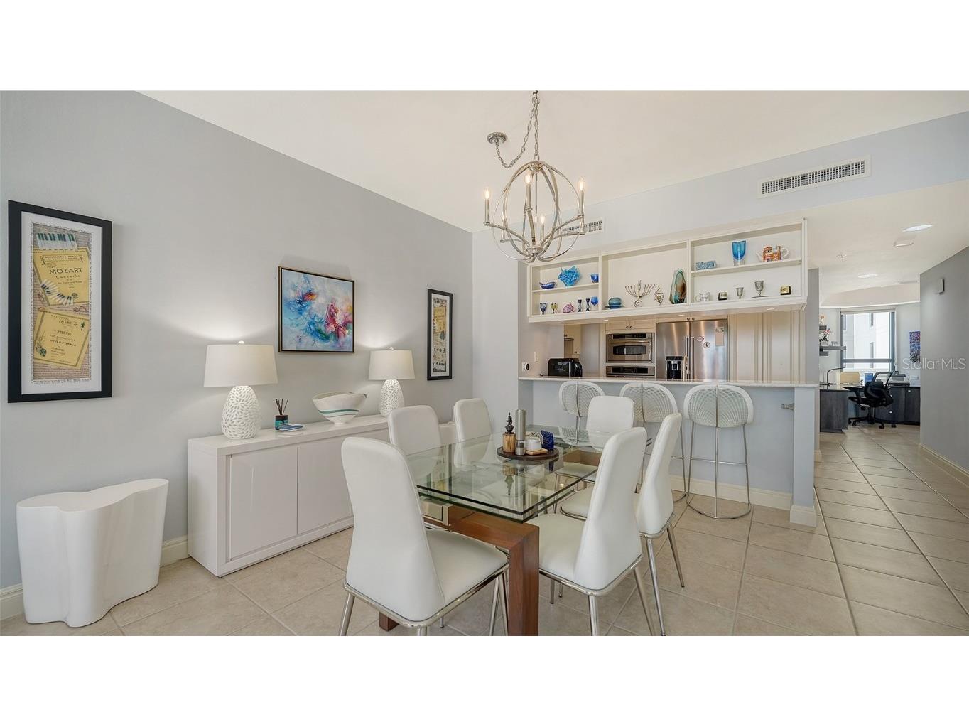 50 Central Avenue #11A Sarasota FL 34236 A4660043 image13