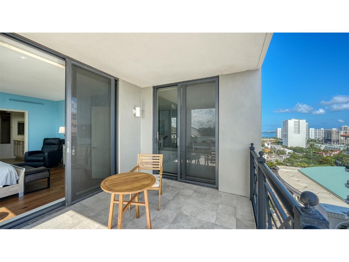 50 Central Avenue #11A Sarasota FL 34236 A4660043 image23