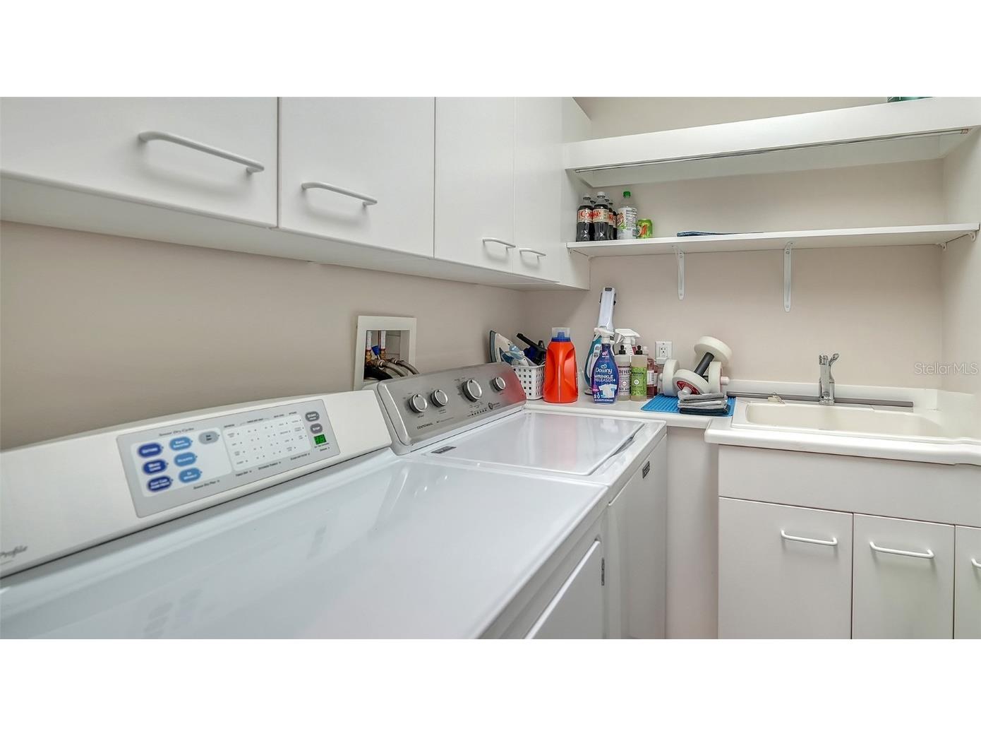 50 Central Avenue #11A Sarasota FL 34236 A4660043 image33