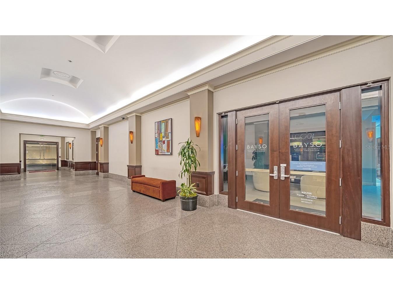 50 Central Avenue #11A Sarasota FL 34236 A4660043 image46