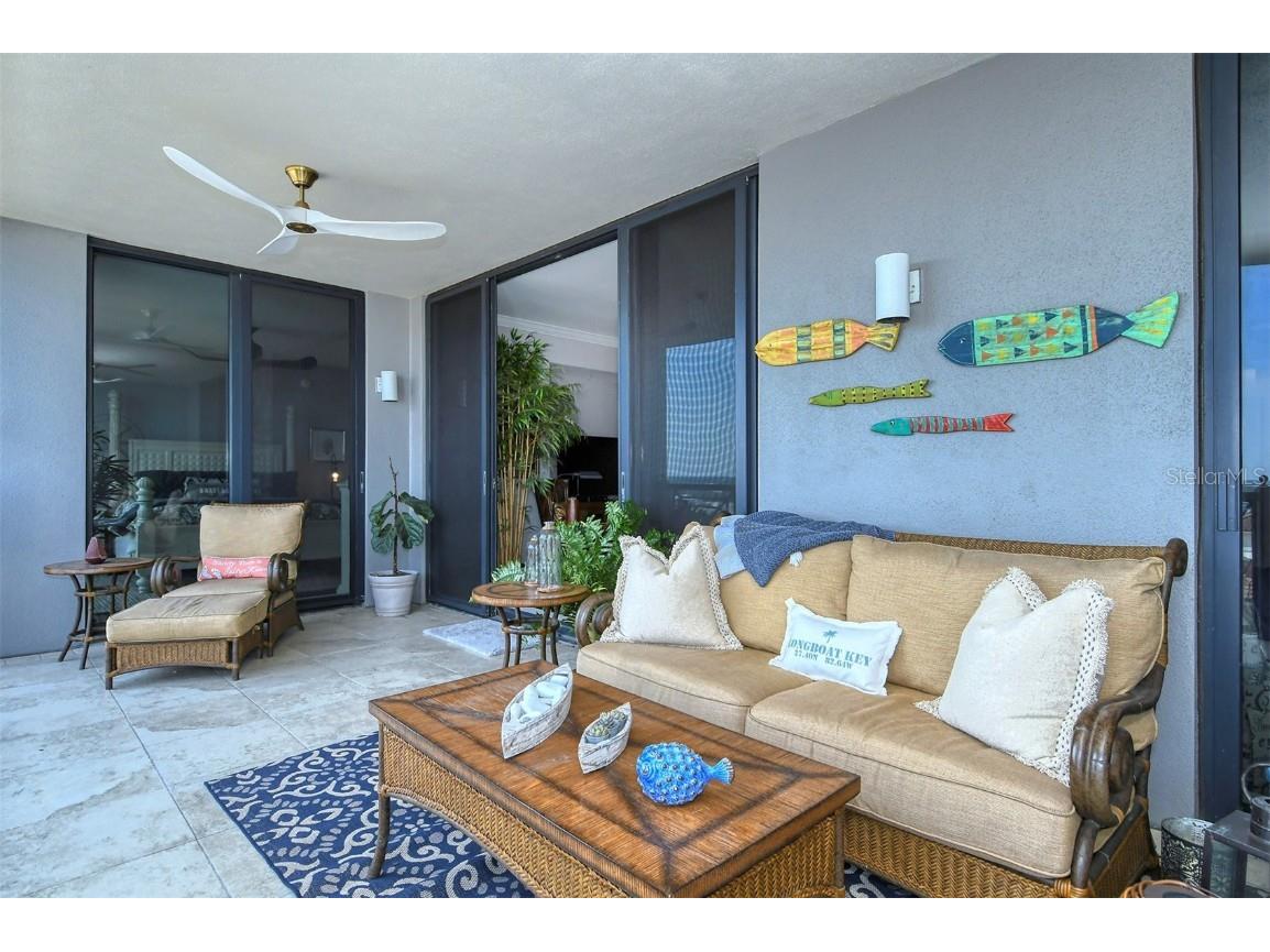 50 Central Avenue #14B Sarasota FL 34236 A4568847 image15