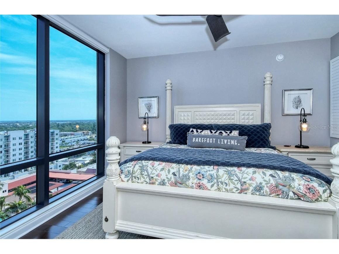 50 Central Avenue #14B Sarasota FL 34236 A4568847 image29