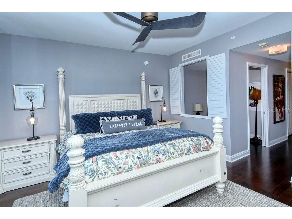 50 Central Avenue #14B Sarasota FL 34236 A4568847 image30