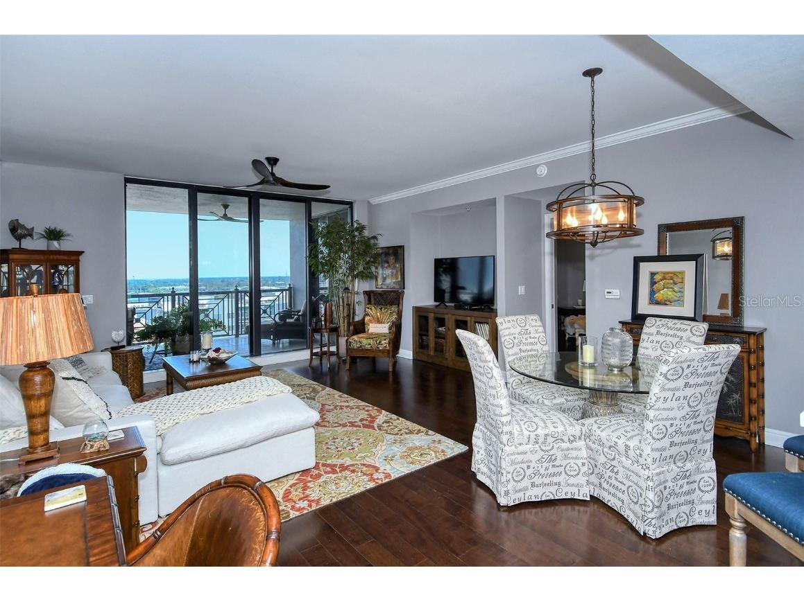 50 Central Avenue #14B Sarasota FL 34236 A4568847 image5