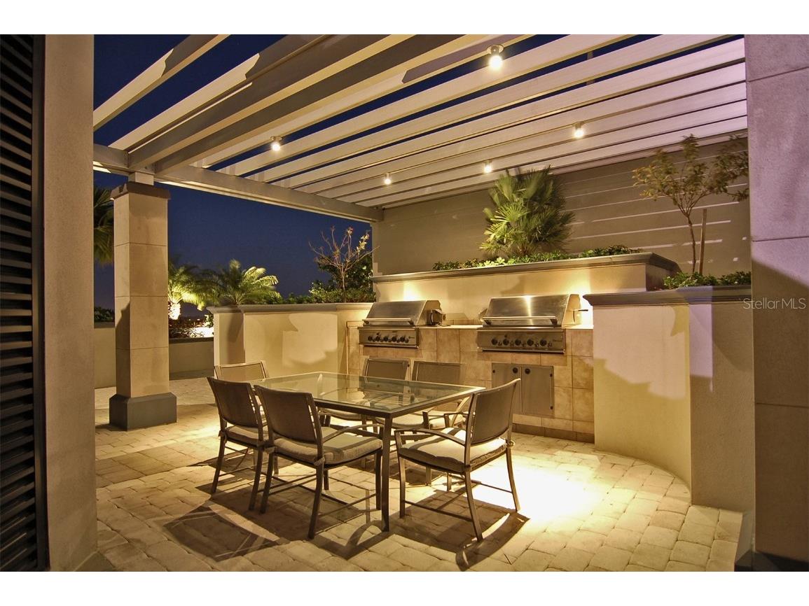 50 Central Avenue #14B Sarasota FL 34236 A4568847 image62