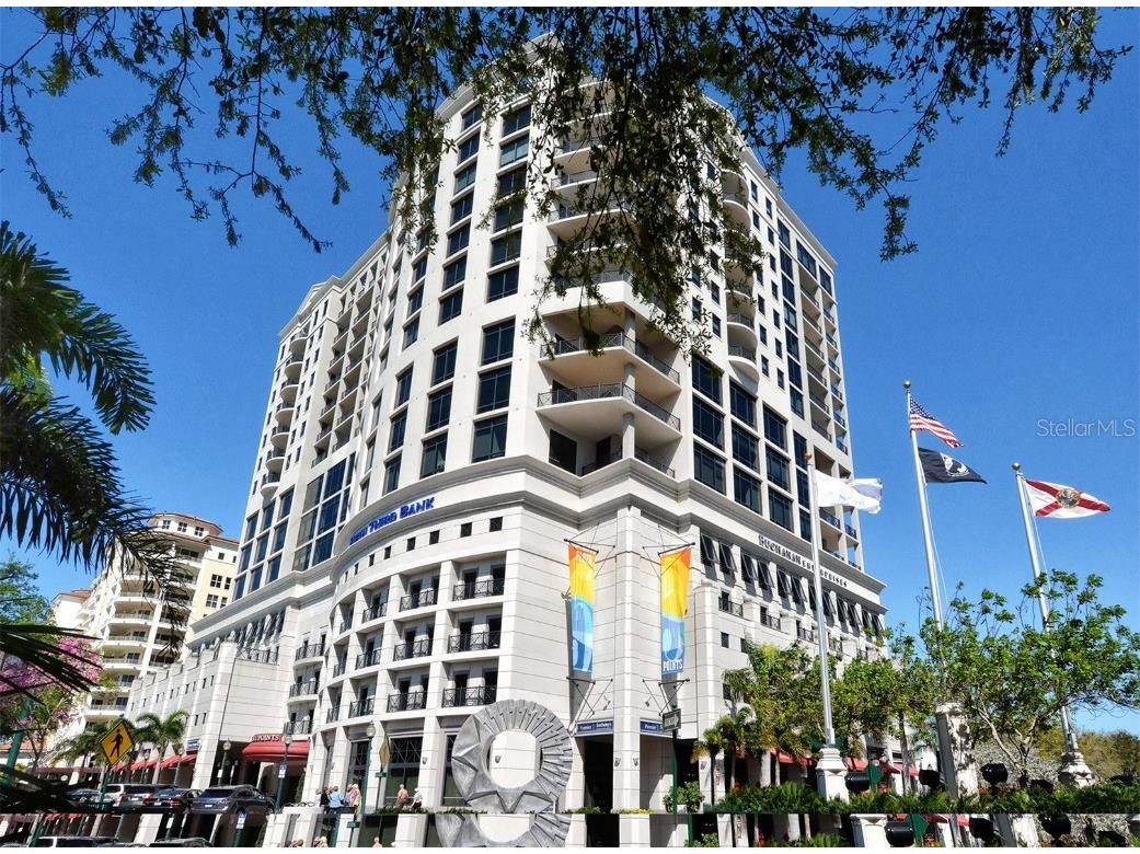 50 Central Avenue #14B Sarasota FL 34236 A4568847 image74