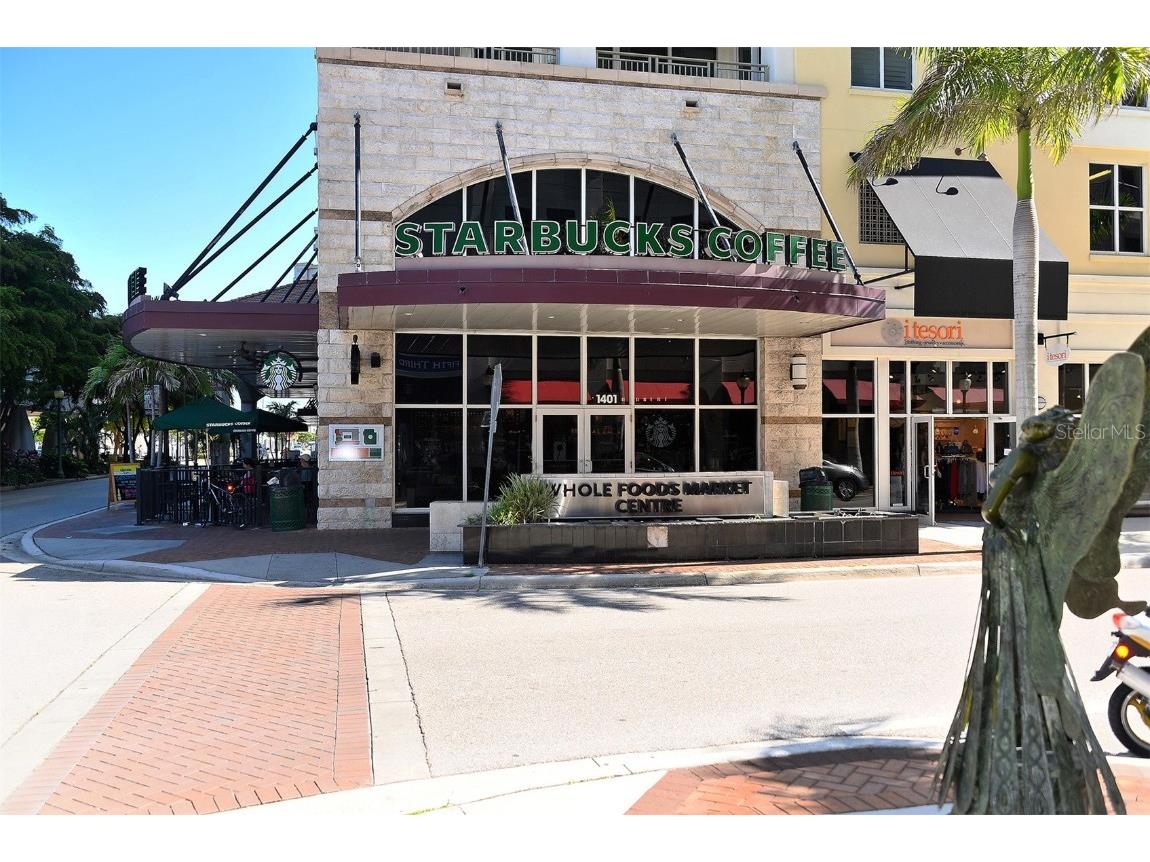 50 Central Avenue #14B Sarasota FL 34236 A4568847 image76