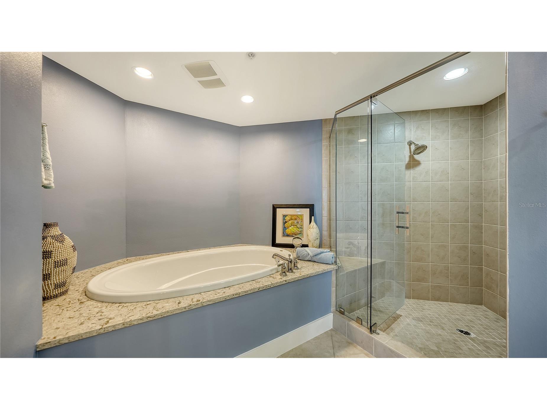 50 Central Avenue #14B Sarasota FL 34236 - SARASOTA BAY A4670232 image32