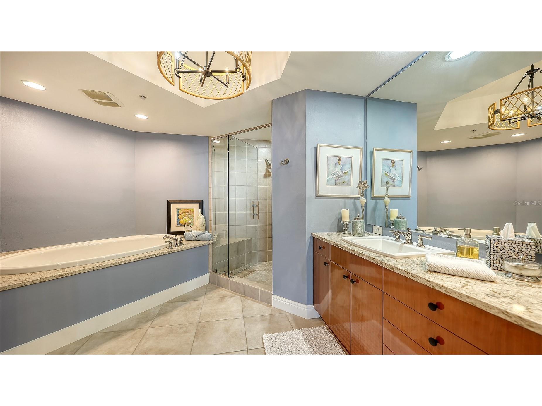 50 Central Avenue #14B Sarasota FL 34236 - SARASOTA BAY A4670232 image33