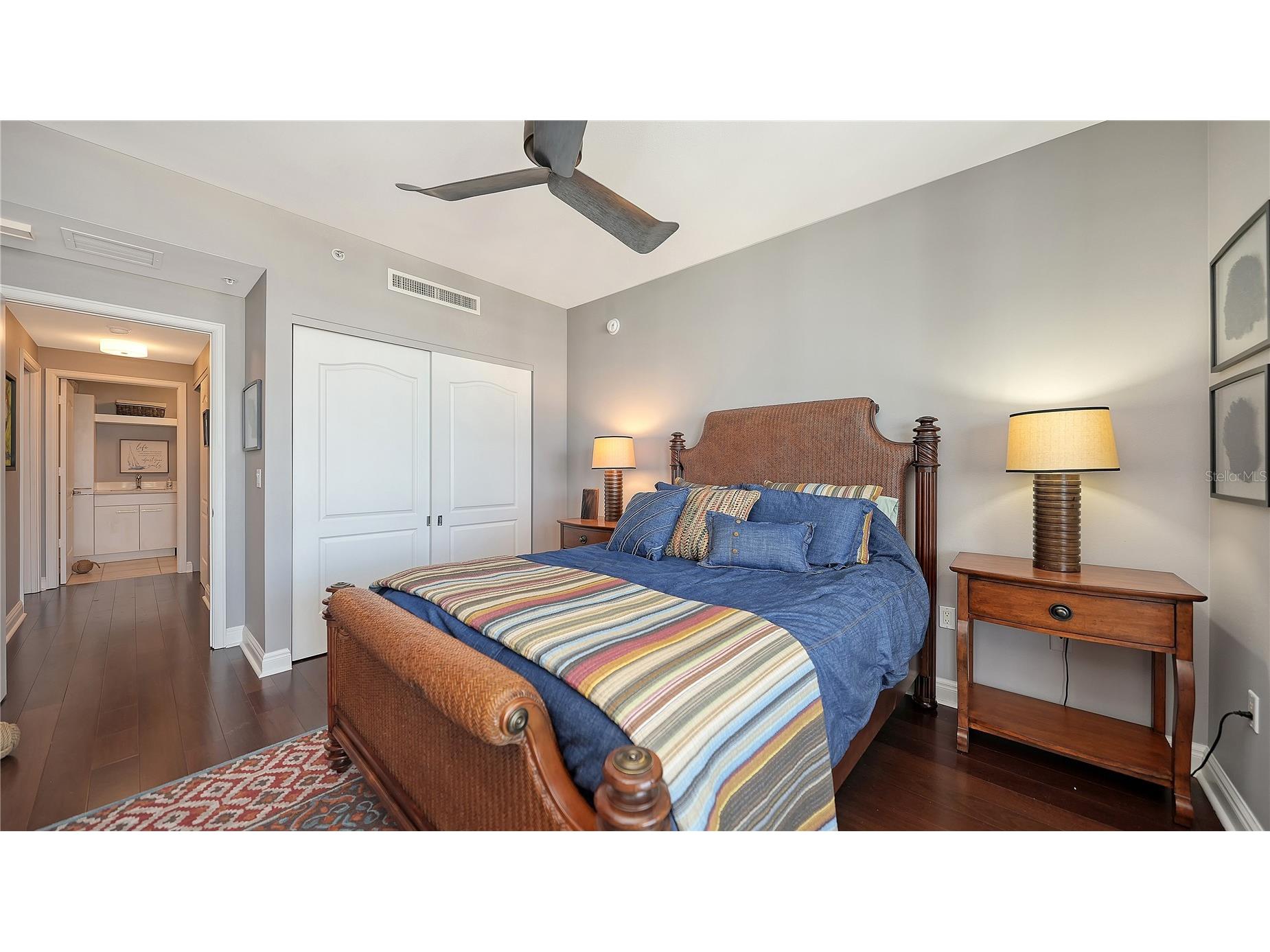 50 Central Avenue #14B Sarasota FL 34236 - SARASOTA BAY A4670232 image37
