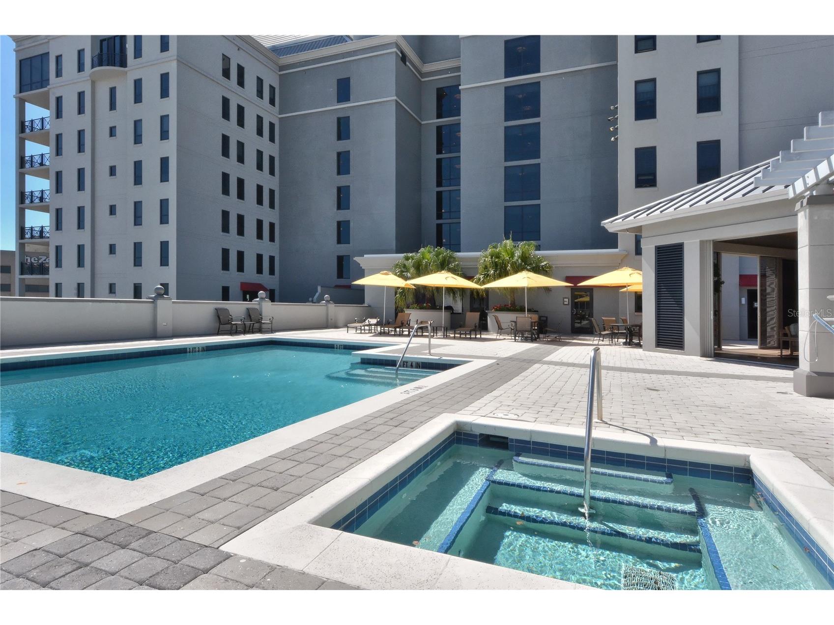 50 Central Avenue #14B Sarasota FL 34236 - SARASOTA BAY A4670232 image52