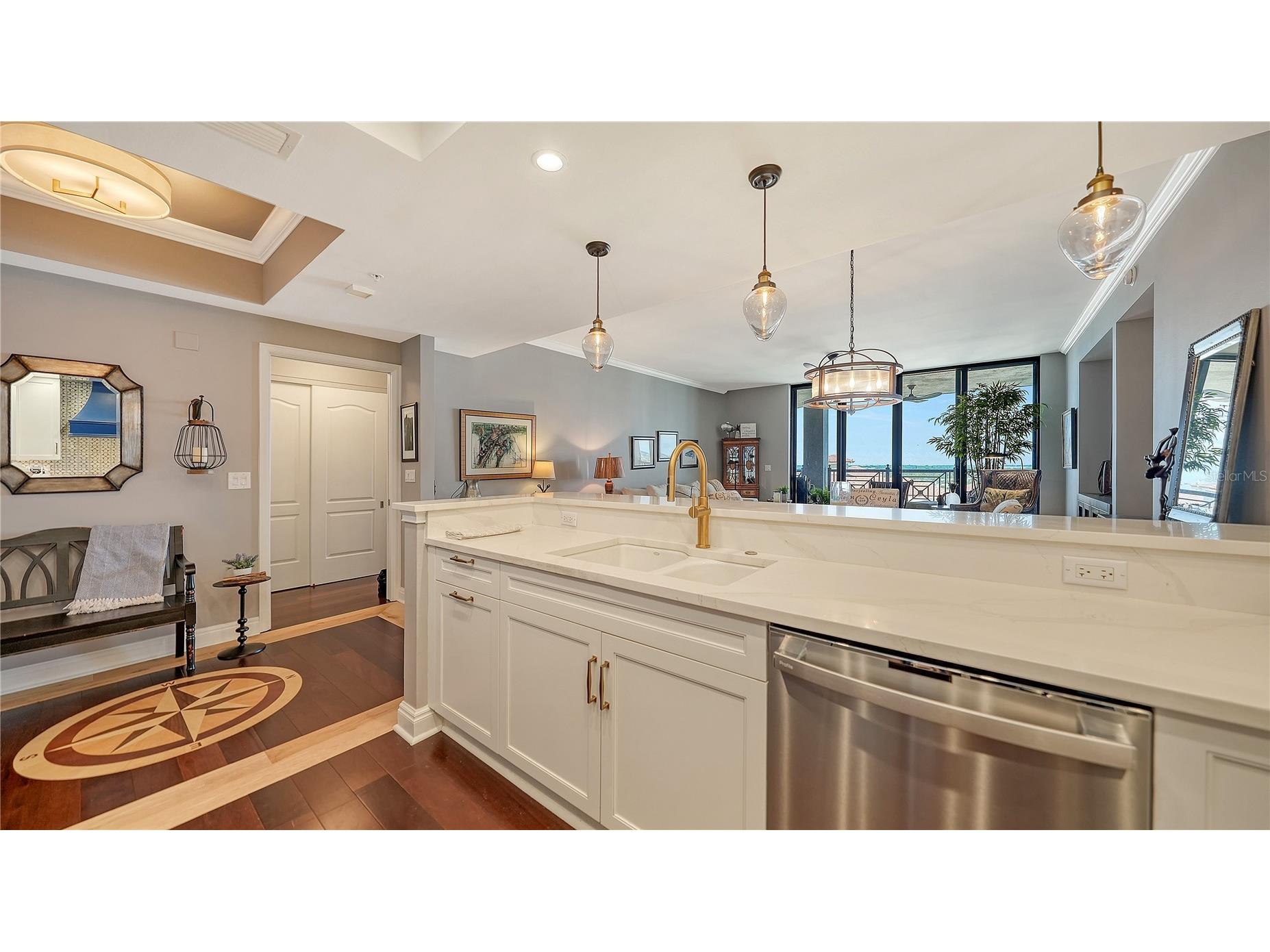 50 Central Avenue #14B Sarasota FL 34236 - SARASOTA BAY A4670232 image6