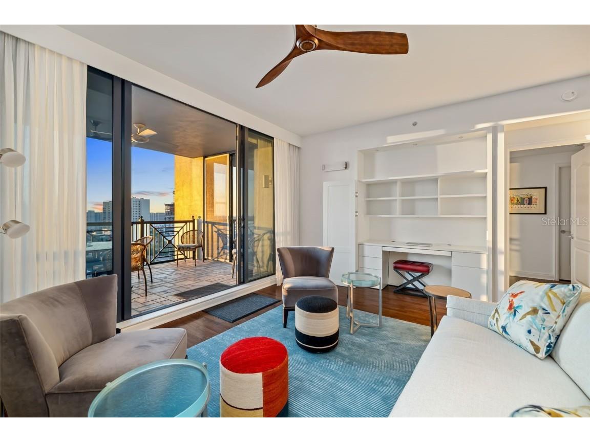 50 Central Avenue #14D Sarasota FL 34236 A4673299 image10