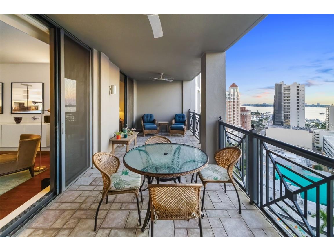 50 Central Avenue #14D Sarasota FL 34236 A4673299 image35