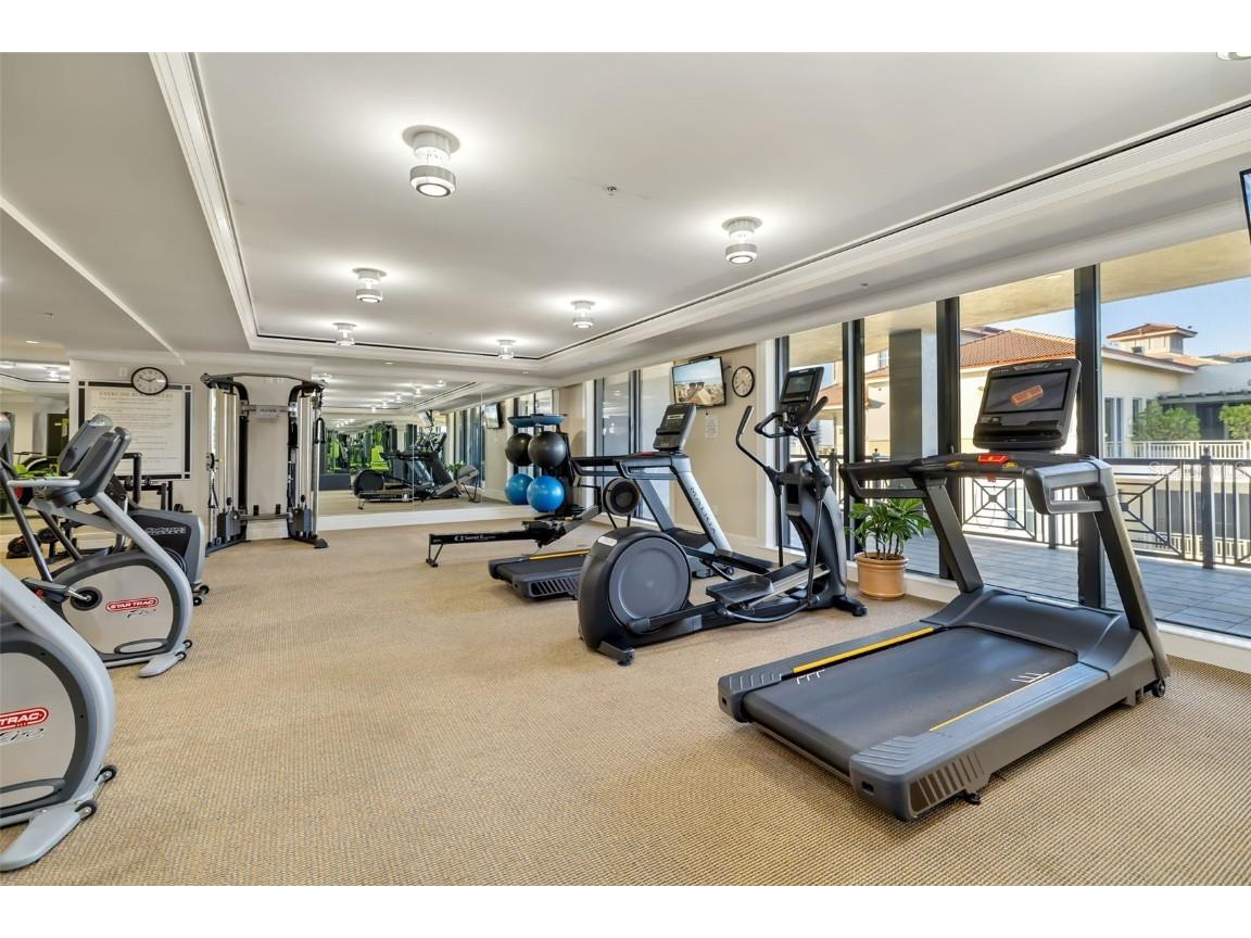 50 Central Avenue #14D Sarasota FL 34236 A4673299 image39