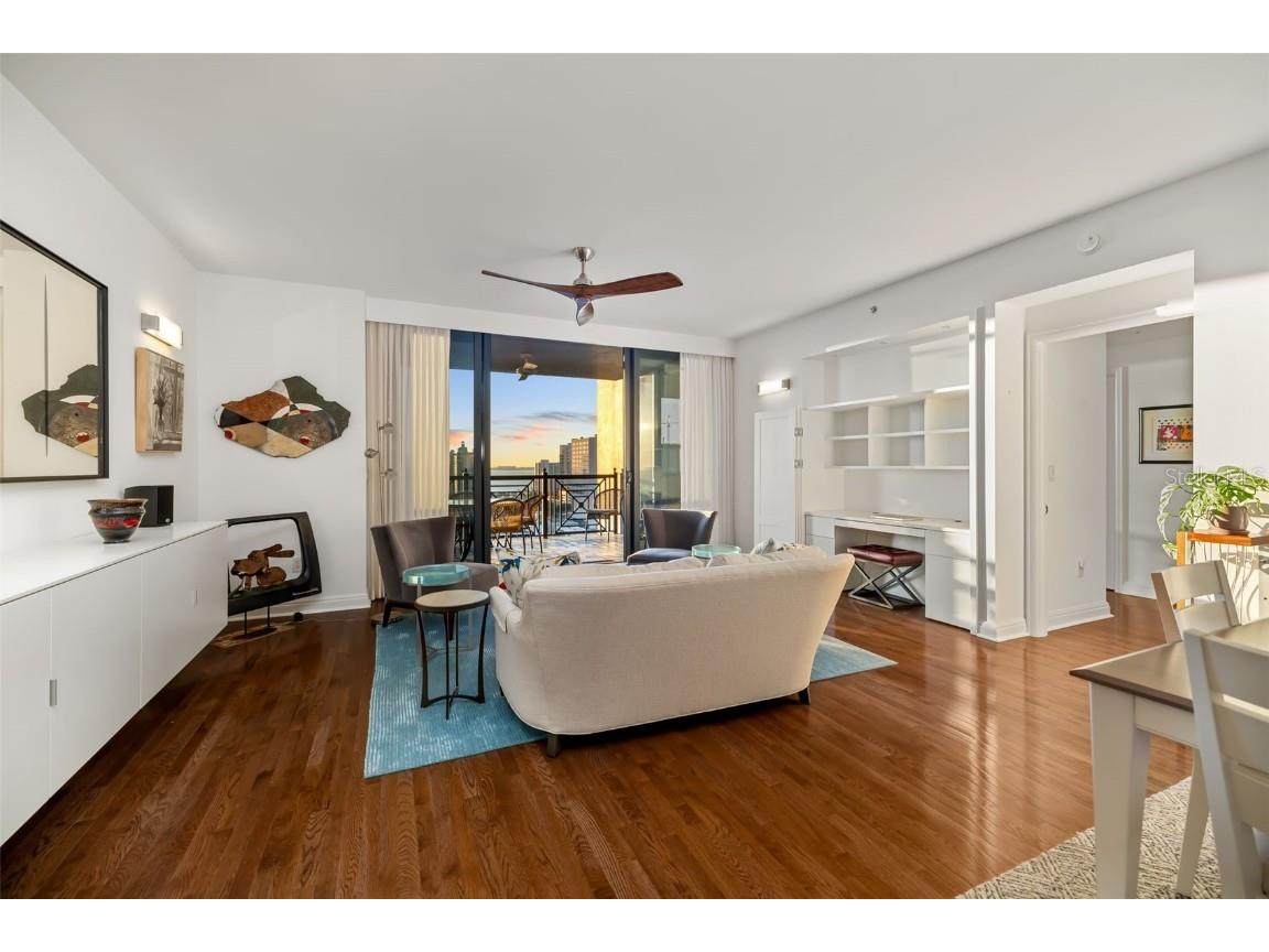 50 Central Avenue #14D Sarasota FL 34236 A4673299 image4