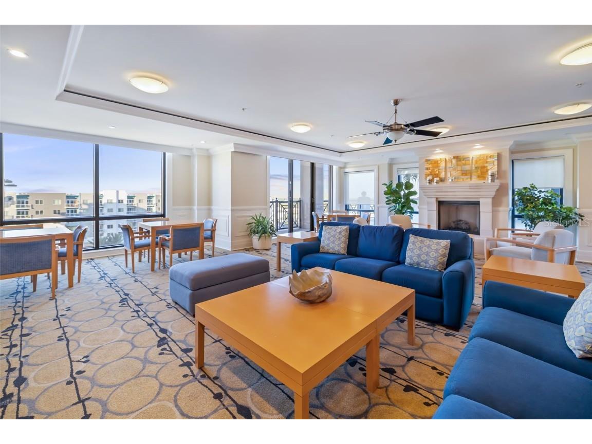 50 Central Avenue #14D Sarasota FL 34236 A4673299 image42