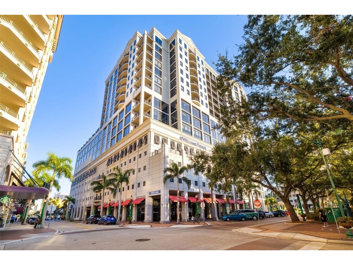 50 Central Avenue #14D Sarasota FL 34236 A4673299 image51