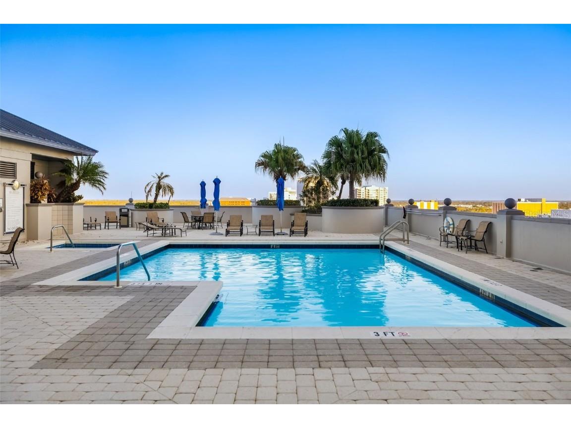 50 Central Avenue #14D Sarasota FL 34236 A4673299 image54