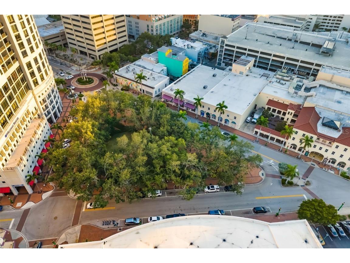 50 Central Avenue #14D Sarasota FL 34236 A4673299 image66