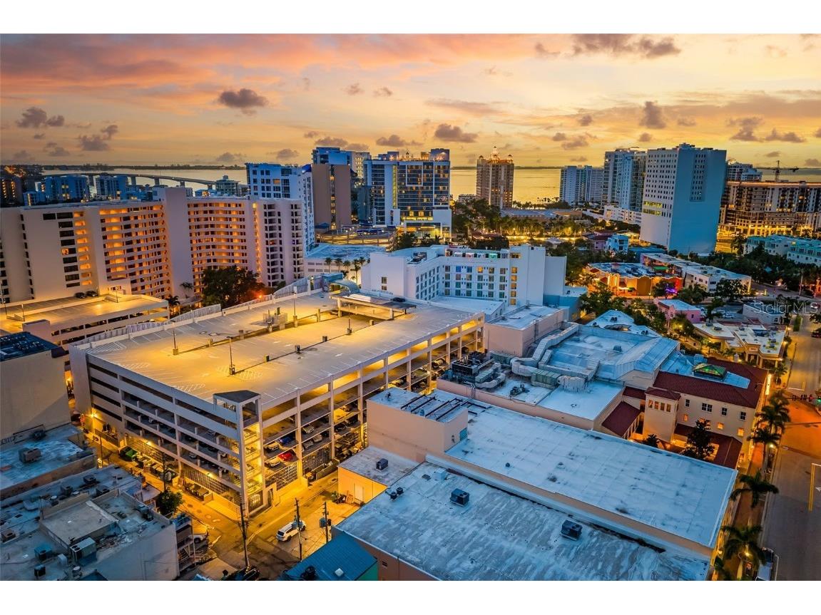 50 Central Avenue #14D Sarasota FL 34236 A4673299 image87