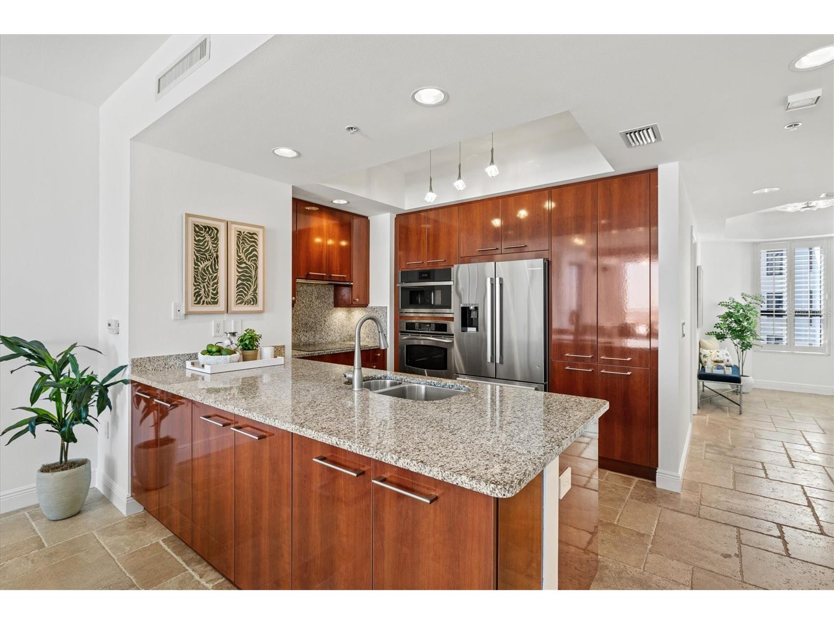 50 Central Avenue #15A Sarasota FL 34236 - SARASOTA BAY A4681474 image10