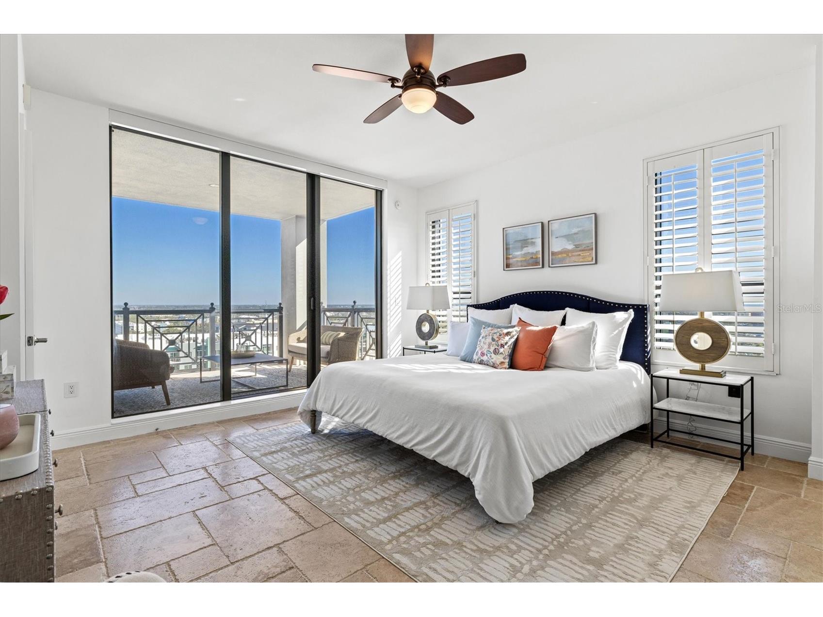 50 Central Avenue #15A Sarasota FL 34236 - SARASOTA BAY A4681474 image18