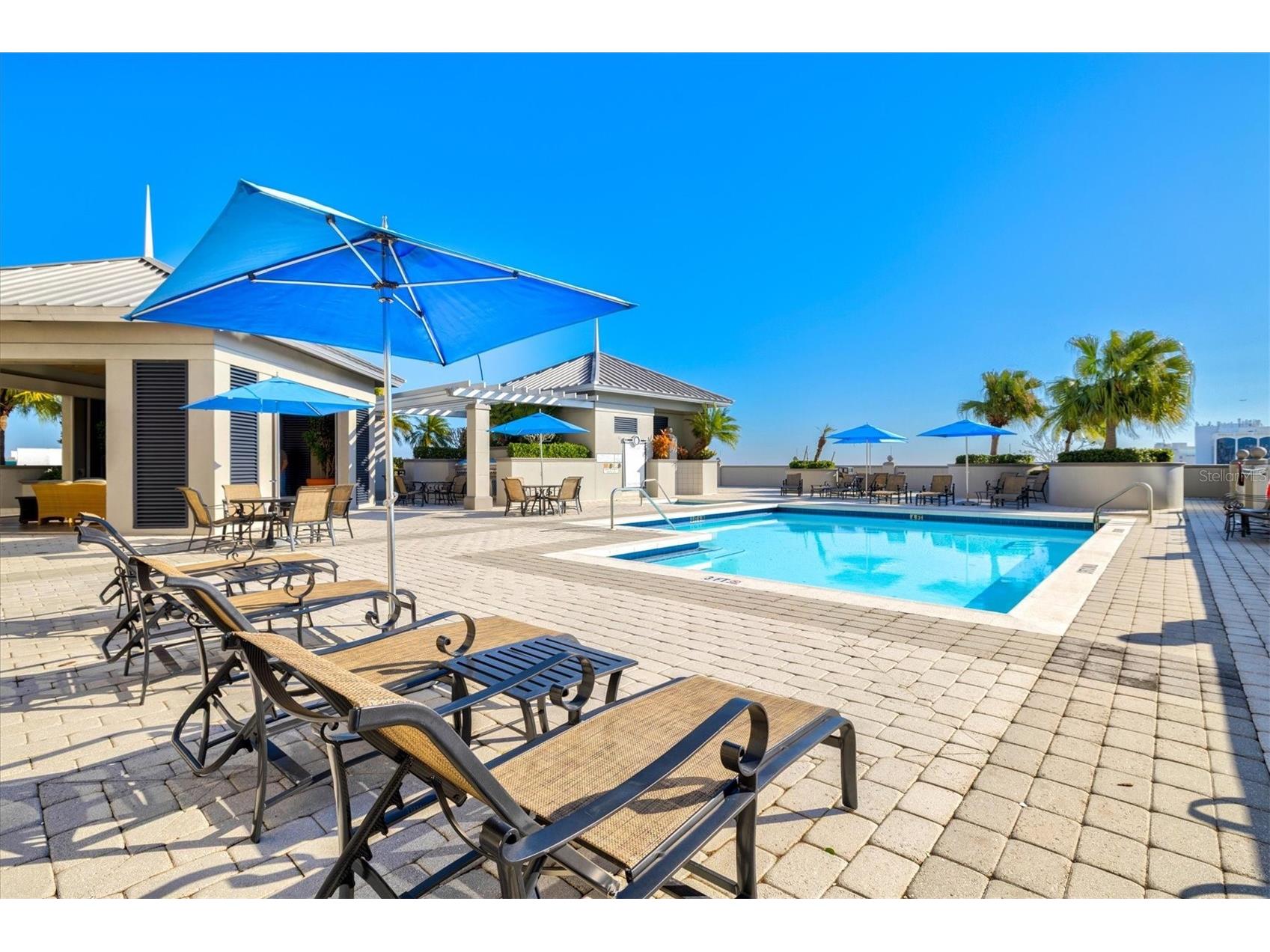 50 Central Avenue #15A Sarasota FL 34236 - SARASOTA BAY A4681474 image49