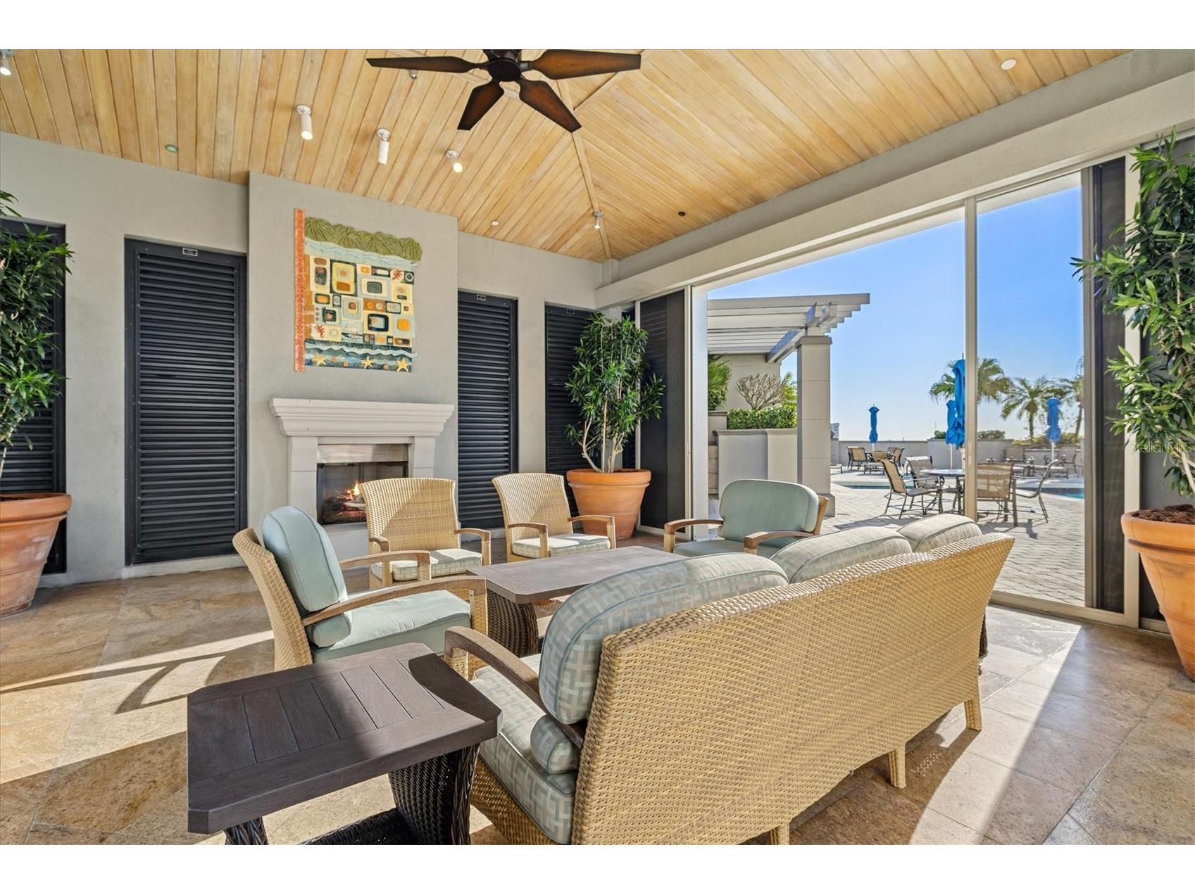 50 Central Avenue #15A Sarasota FL 34236 - SARASOTA BAY A4681474 image51