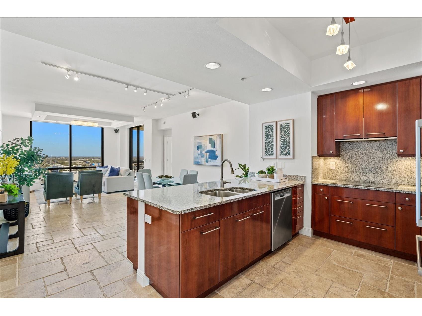 50 Central Avenue #15A Sarasota FL 34236 - SARASOTA BAY A4681474 image8