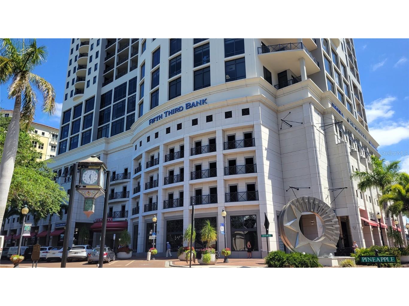 50 Central Avenue #15B Sarasota FL 34236 - SARASOTA BAY A4604561 image1